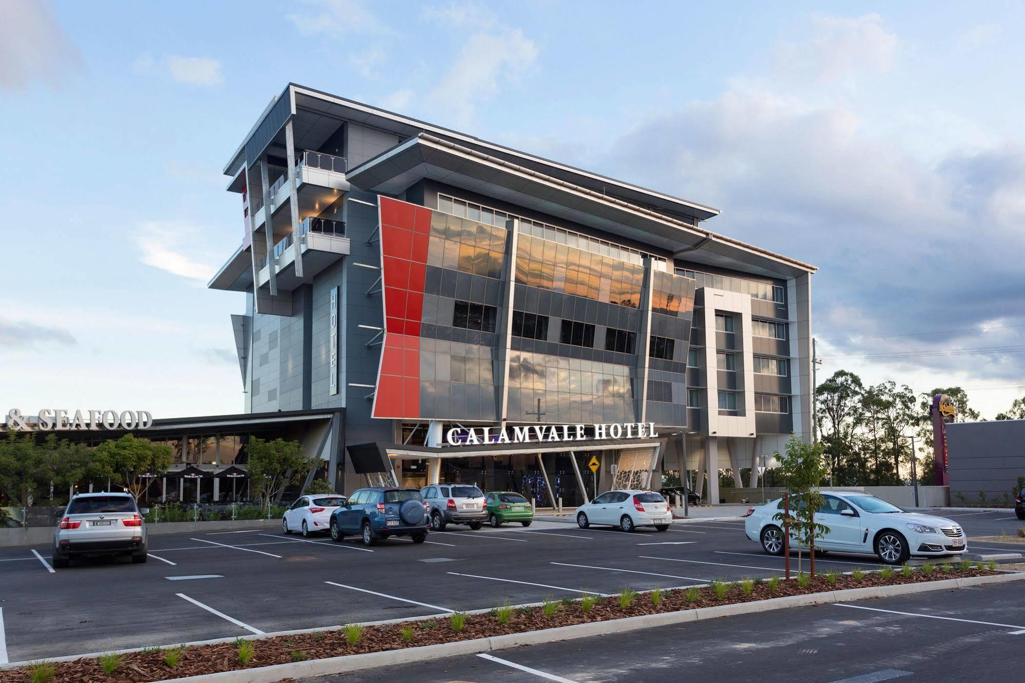 Calamvale Hotel Suites And Conference Centre Brisbane Esterno foto